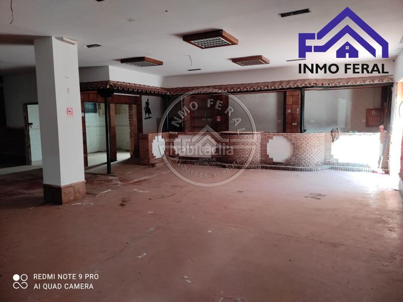 Foto 0114332e-ee41-421b-a050-6e4ee85cccb0. Geschäftsraum in Écija