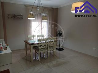 Haus in Écija. Casa en venta en el puente, 3 dormitorios.