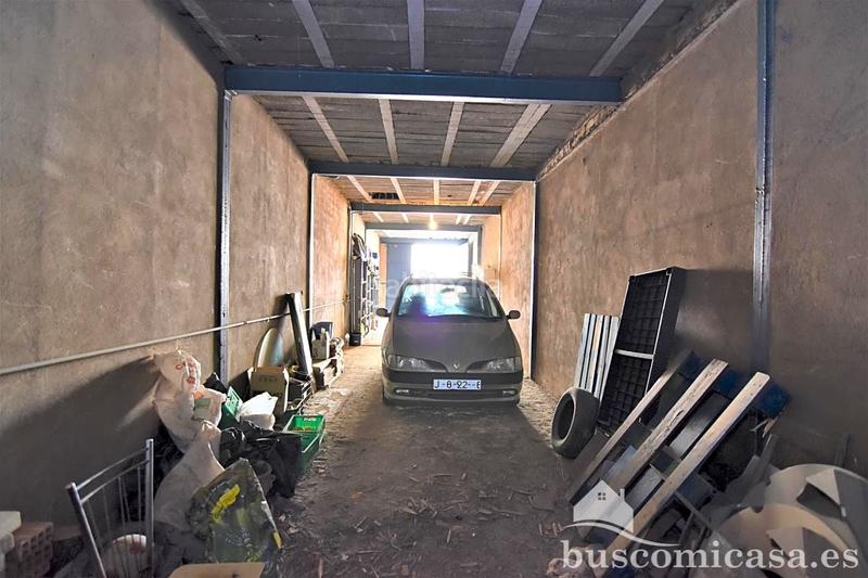 Foto 1620fc77-acb3-4917-a5e9-06632e0a2a89. Maison jumelée avec parking dans Zona Hospital Linares