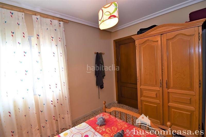 Foto 1fdbfa69-9d7b-4609-8fc5-cacc5833bb67. Maison jumelée avec parking dans Zona Hospital Linares