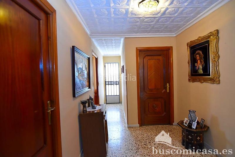 Foto ead9c8d1-a9c5-4d31-910d-a0ae6ff41700. Maison jumelée avec parking dans Zona Hospital Linares