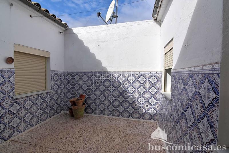 Foto 3bd2d01b-cf97-4516-995d-860ab74a0fb6. Semi detached house with parking in Zona Hospital Linares