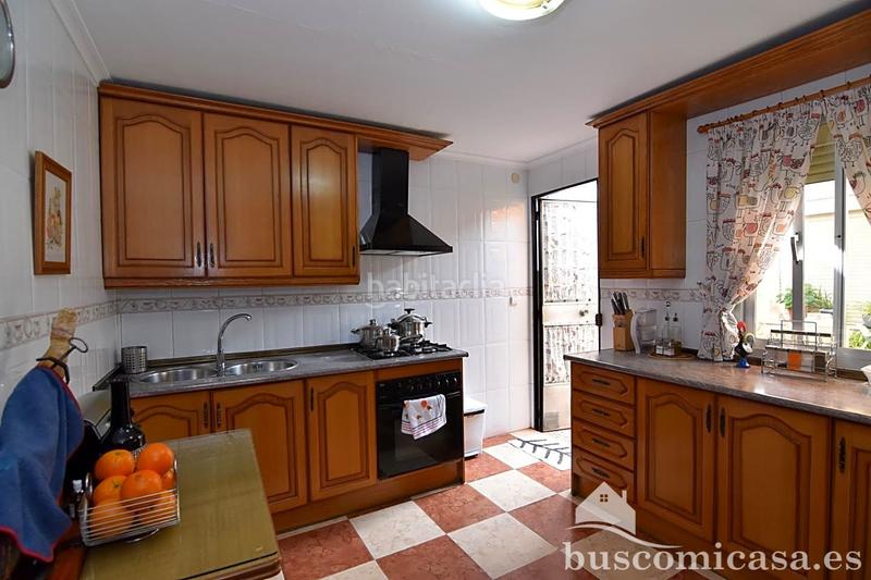 Foto 46294b3a-7199-484c-a0d1-5562ef85a8f4. Semi detached house with parking in Zona Hospital Linares