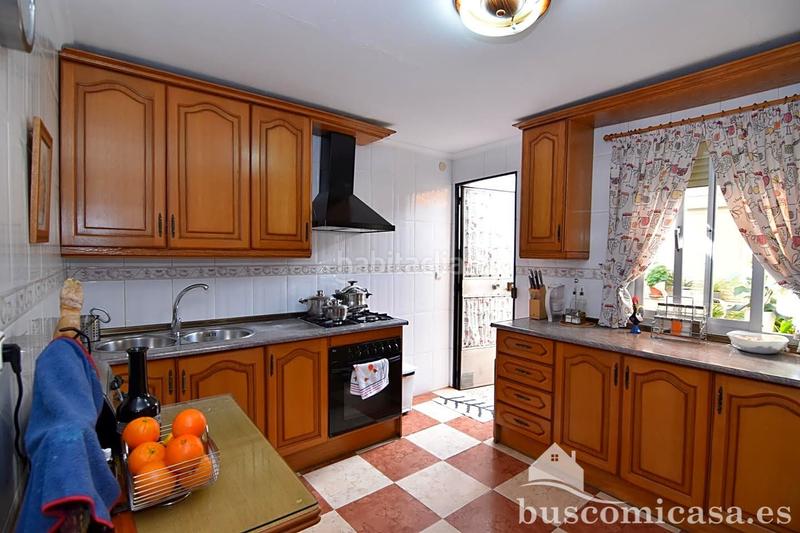 Foto 7ae91885-843d-48db-aa28-f47c96426f6f. Semi detached house with parking in Zona Hospital Linares