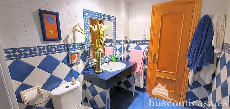 Foto 0607612e-dd09-40c3-a50b-dc15bacc8ef1. Planta baixa amb calefacció a Zona Hospital Linares