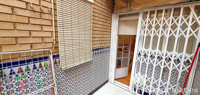 Foto e547290c-f36f-4ad0-91b4-08b4a89ea5eb. Planta baixa amb calefacció a Zona Hospital Linares