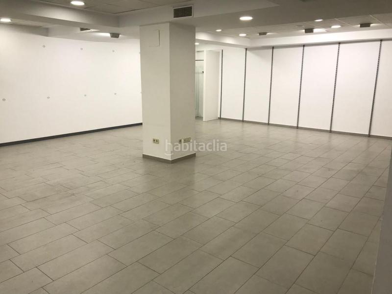 Foto 38ec8294-002b-477a-9c25-623dfe8387d3. Lloguer local comercial a Centro ciudad Linares