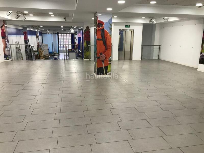 Foto 87254f4c-92e7-46c5-8453-0e5e2aad10d0. Affitto locale commerciale in Centro ciudad Linares