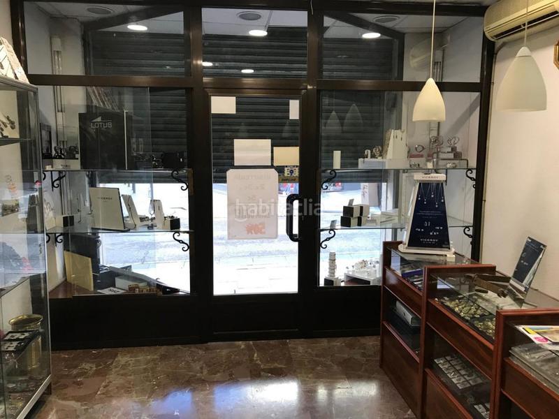 Foto f169dc81-32b1-4f5c-b859-e9db38b9548e. Alquiler local comercial en Centro ciudad Linares