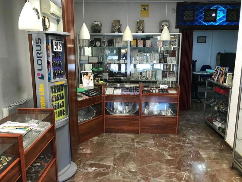 Foto 6e474032-2e3e-4ccd-9213-d5d013641844. Location local commercial dans Centro ciudad Linares