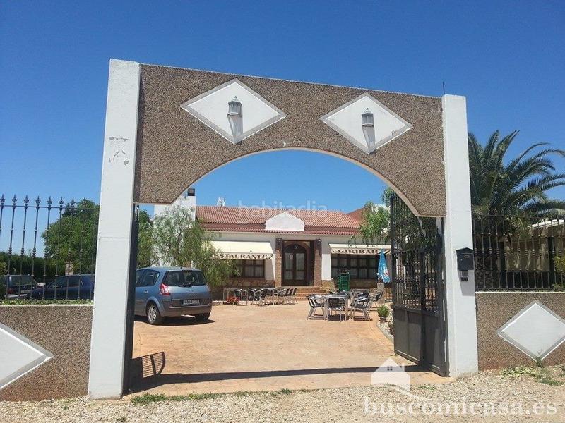 Foto 8e9a7ede-9ce9-477b-b1e6-bece9ba12527. Local comercial en miraelrío , histórico local con residencia familiar aneja para profesionales de la restauración. en Vilches