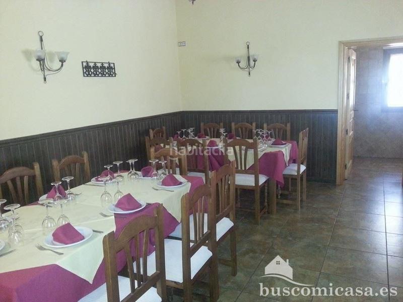 Foto a87f7c91-7b04-4fb1-89fe-dc6659ced9cf. Local comercial en miraelrío , histórico local con residencia familiar aneja para profesionales de la restauración. en Vilches