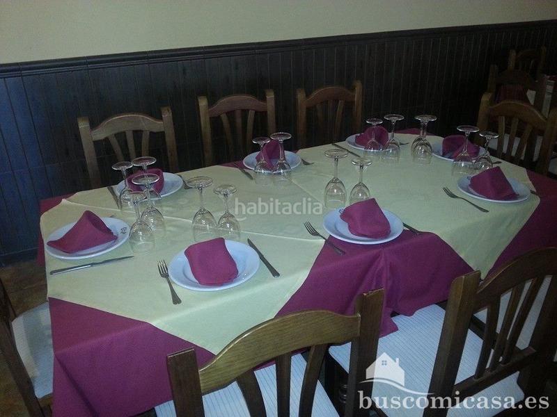 Foto ef0e44c5-53ec-4ce5-b6a7-8098fa1ba9be. Local comercial en miraelrío , histórico local con residencia familiar aneja para profesionales de la restauración. en Vilches