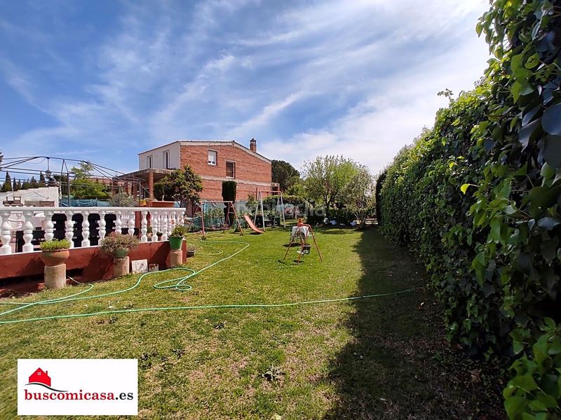 Foto 0f327964-77e9-4188-abac-efbd974ca653. Casa amb calefacció aparcament piscina a San Roque - La Cruz - La Rozuela Linares