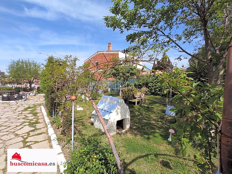 Foto 10eceb62-bbb6-4d22-8c67-5ea5962f47a2. Casa amb calefacció aparcament piscina a San Roque - La Cruz - La Rozuela Linares