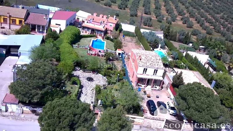 Foto 73563b94-a59e-46cb-a9d2-146216d37ca1. Casa amb calefacció aparcament piscina a San Roque - La Cruz - La Rozuela Linares