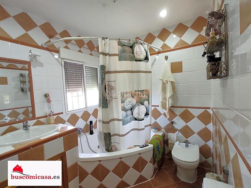Foto 7fe85217-67fe-41fd-b6fd-8d0fa4c49448. Casa amb calefacció aparcament piscina a San Roque - La Cruz - La Rozuela Linares