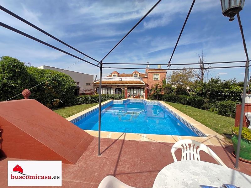 Foto a42f147d-463e-4410-9bc6-f76cb8c520c7. Casa amb calefacció aparcament piscina a San Roque - La Cruz - La Rozuela Linares