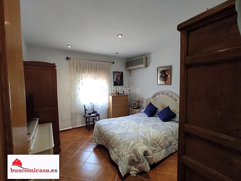 Foto d015925d-d294-4088-9c0b-750a646e1177. Casa amb calefacció aparcament piscina a San Roque - La Cruz - La Rozuela Linares