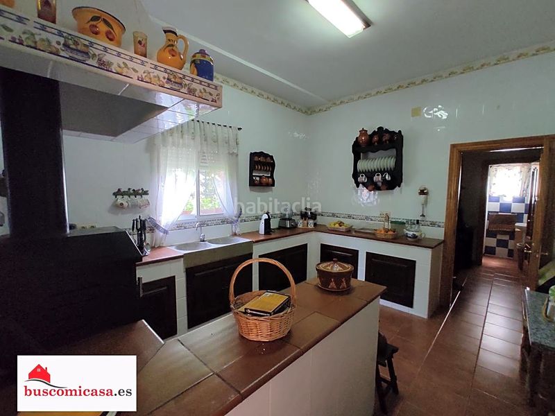 Foto eaccd684-7ef3-4a96-8192-e5704ef694a9. Casa amb calefacció aparcament piscina a San Roque - La Cruz - La Rozuela Linares