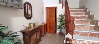 Maison  Andrés segovia. Inmueble céntrico en muy buen estado de dos plantas y amplio gar