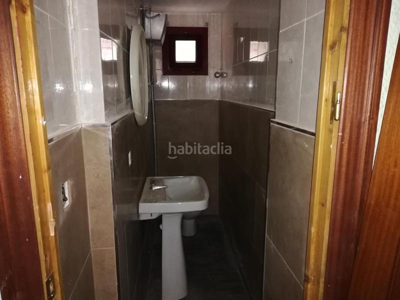 Foto 655f4b98-7a13-444b-96e0-98558a470dad. Location local commercial dans Linarejos Linares