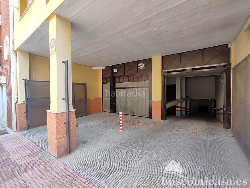 Foto d1bb649f-1a5c-404c-9c5c-25aa0b4108b3. Aparcament cotxe a Linarejos Linares