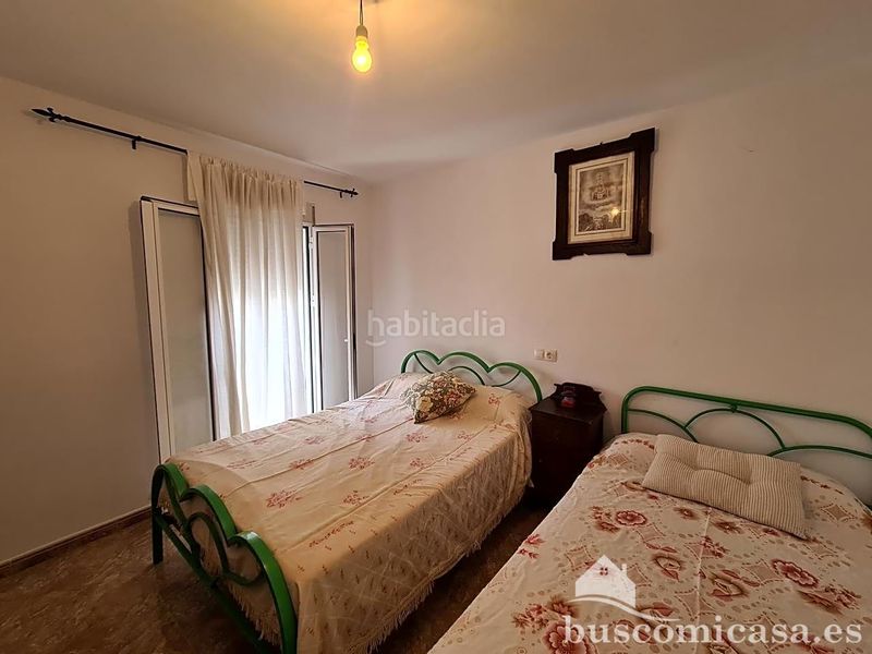Foto a42e5ec1-fe86-435f-9476-8625f87d9586. Casa a Peal de Becerro