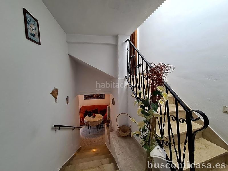 Foto a91b995b-722a-43c7-9496-b23bc0bd6893. Casa a Peal de Becerro