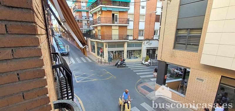 Foto 2781d943-b823-4434-bbec-61692cde176b. Dreistöckige wohnung mit parking in Centro ciudad Linares