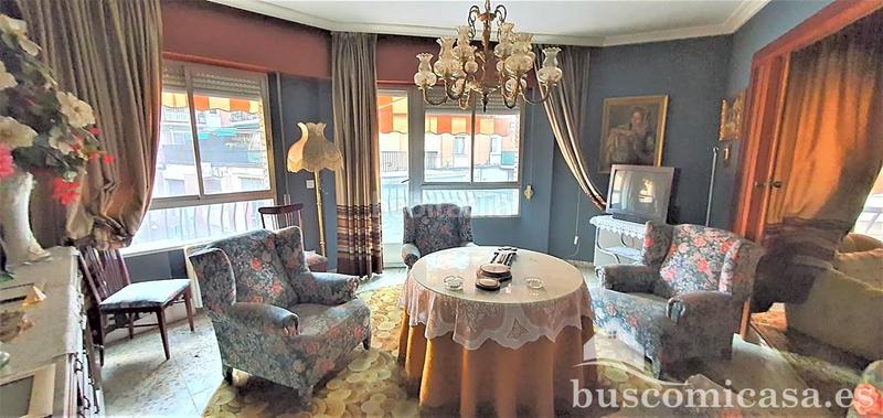 Foto 648863bf-0caf-4741-a5cb-5313b4b7d67c. Dreistöckige wohnung mit parking in Centro ciudad Linares