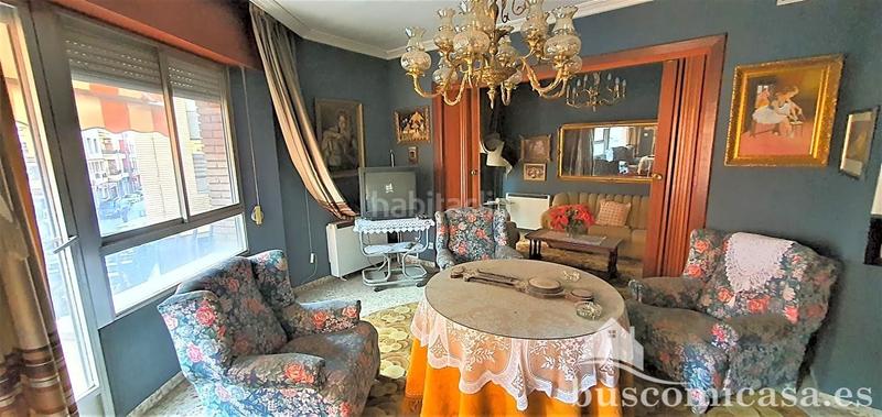 Foto d77a8b0b-41b2-4ca3-9831-f7a0427082d2. Dreistöckige wohnung mit parking in Centro ciudad Linares