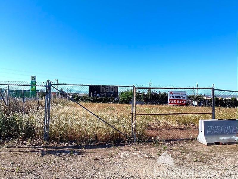 Foto f452611a-8eab-4617-aa56-9cabe5585dc0. Wohngrundstück in La Zarzuela - San José - Belén Linares