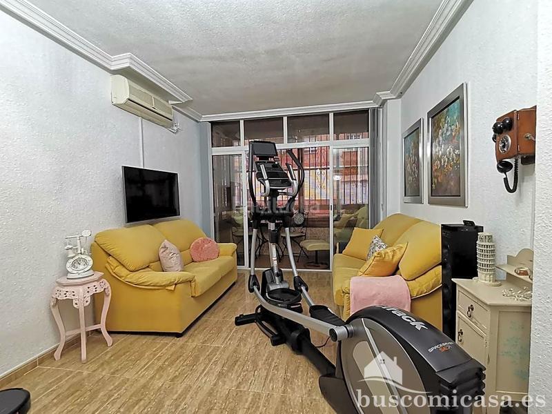 Foto 00167ac3-2455-40d4-a3be-17de54e8f30c. Piano terra con parcheggio in Centro ciudad Linares