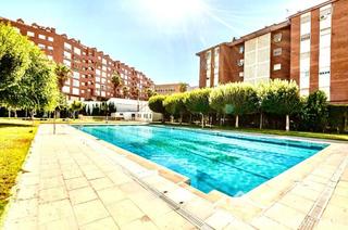 Planta baixa  Cid campeador. Piso completamente reformado con garaje y piscina