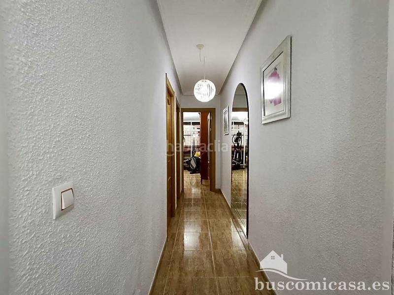 Foto 4f0d4dcc-99f9-429b-b997-dd24a61977b2. Piano terra con parcheggio in Centro ciudad Linares