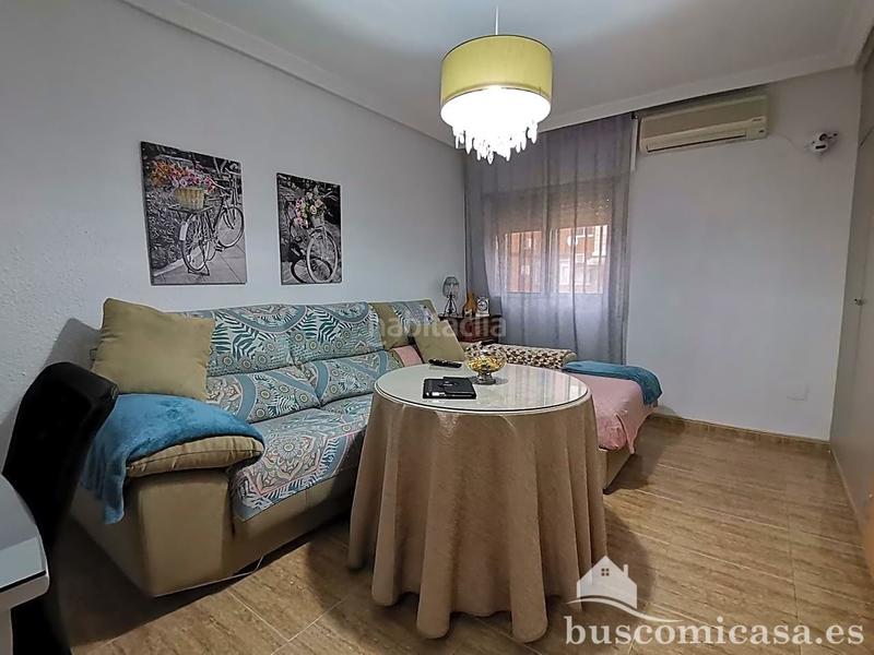 Foto 895955a8-1f67-4a93-99c2-d781fc663383. Piano terra con parcheggio in Centro ciudad Linares