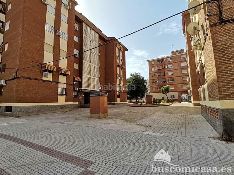 Foto 8db9ce1c-3863-4185-866f-ff54f5873891. Piano terra con parcheggio in Centro ciudad Linares