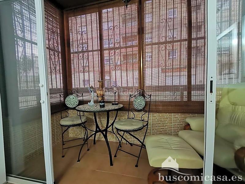 Foto b3cf2db8-b166-4ac6-ac18-8d10794df928. Piano terra con parcheggio in Centro ciudad Linares