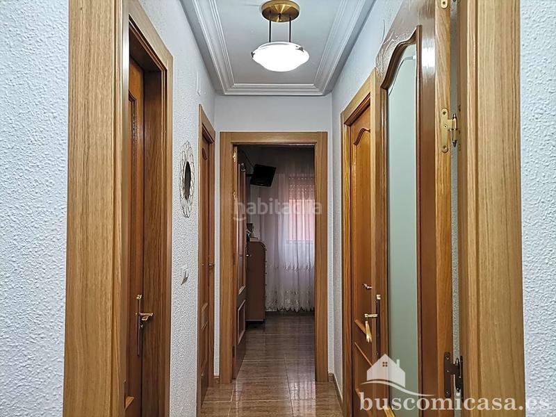 Foto d310b4b0-2387-427f-a1b6-48c7d8b843fd. Piano terra con parcheggio in Centro ciudad Linares