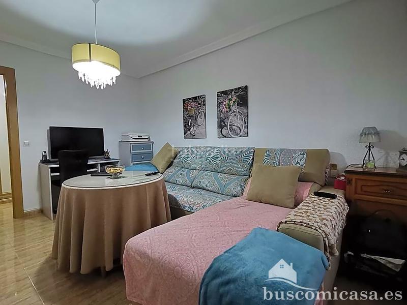 Foto eddaabe0-392c-4d34-9136-50e5b988a7a7. Piano terra con parcheggio in Centro ciudad Linares