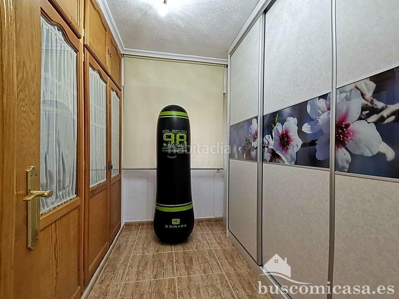 Foto f72a05f0-e9be-409c-8a28-24185b391f3e. Piano terra con parcheggio in Centro ciudad Linares