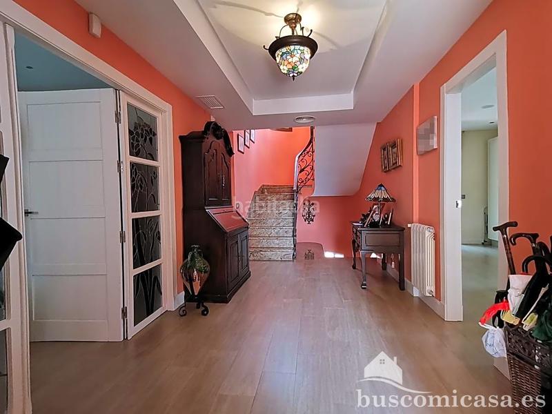 Foto 0e8cd741-e979-4aa7-9870-80d9c98b45e8. Casa amb calefacció aparcament piscina a Zona Hospital Linares