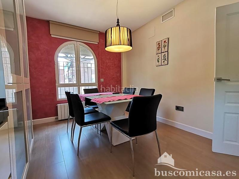 Foto 180f1c55-9121-47ab-960c-16c1062cf7ea. Casa amb calefacció aparcament piscina a Zona Hospital Linares