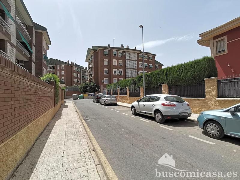 Foto 3325d920-1a54-479e-91ad-7c245bbb7497. Casa amb calefacció aparcament piscina a Zona Hospital Linares