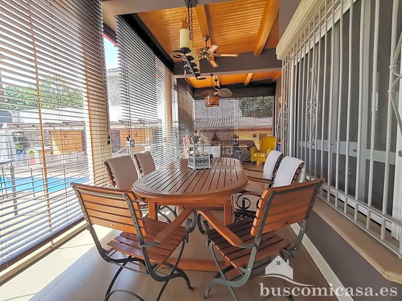 Foto 5e3c5bc6-33a3-4ad8-8d63-94719dccdace. Casa amb calefacció aparcament piscina a Zona Hospital Linares