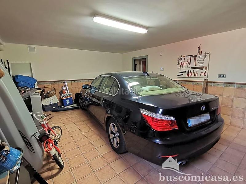 Foto 8d470677-1487-4537-8f84-b6a71b5f973e. Casa amb calefacció aparcament piscina a Zona Hospital Linares