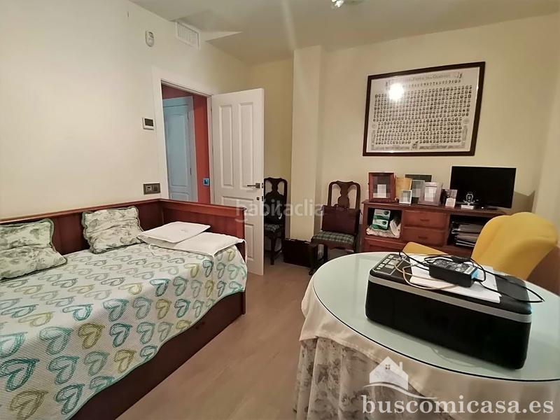 Foto bcb4145f-d451-4dcd-891b-38a5503320a1. Casa amb calefacció aparcament piscina a Zona Hospital Linares