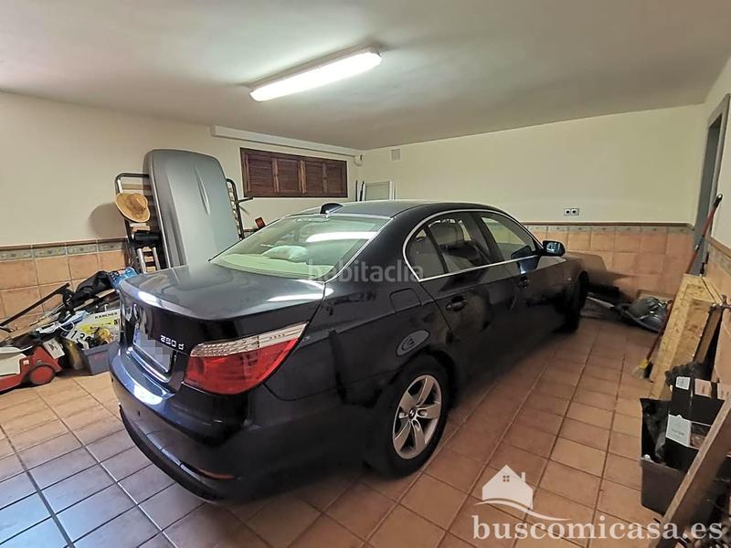 Foto c74d5bca-eec9-460a-b7f5-015fefcee7ea. Casa amb calefacció aparcament piscina a Zona Hospital Linares