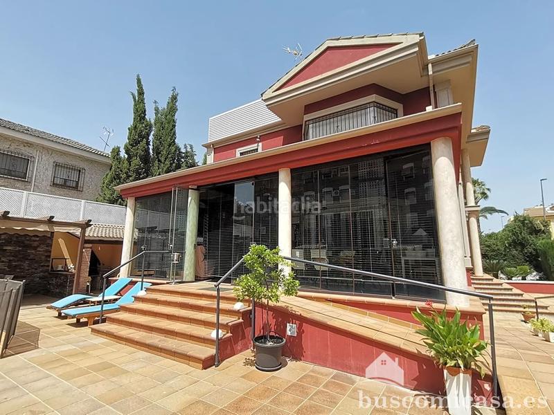 Foto da71b6c0-7fac-4ddf-9f03-aaec06a7b563. Casa amb calefacció aparcament piscina a Zona Hospital Linares